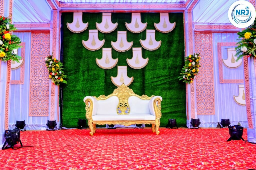 Event Planner in Mau