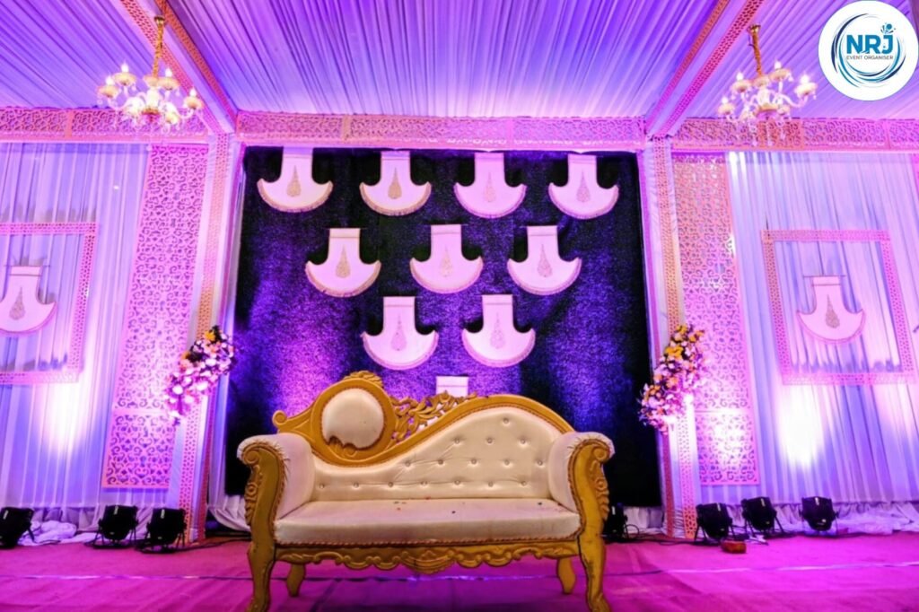 Event Planner in Mau